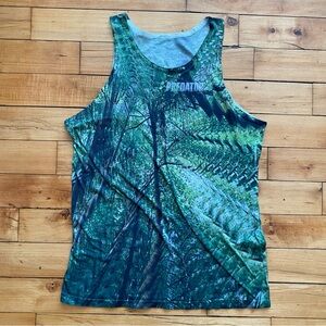 🌴 Predator Camouflage Novelty Tank Top - Size Men’s Medium